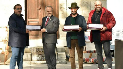 AKP'li Bursa Belediyesi 'kanallara 1 milyon TL aktardı' iddiası 