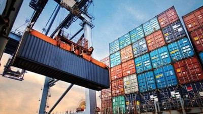 Arap ülkelerine ihracat azaldı, ithalat arttı