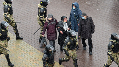 Belarus'taki protestolarda yaklaşık 250 kişi gözaltına alındı