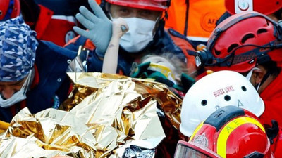 Depremzedelerin üzerine neden alüminyum örtü örtülüyor?