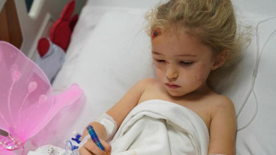 Enkazdan 65 saat sonra sağ çıkarılan 3 yaşındaki Elif bebek taburcu oldu