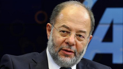 'Meclis kulisleri amele kahvesi gibi kalabalık oluyor'