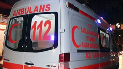 Sığınmacıları taşıyan minibüs devrildi: 2 ölü, 22 yaralı