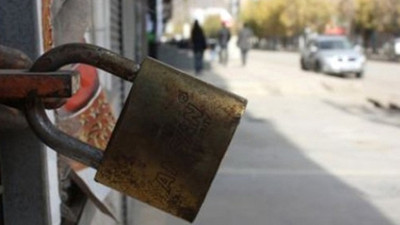 Şirketler kağıt üzerinde yaşıyor