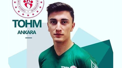 19 yaşındaki milli karateci Semih Arslan, kalp krizi geçirerek hayatını kaybetti