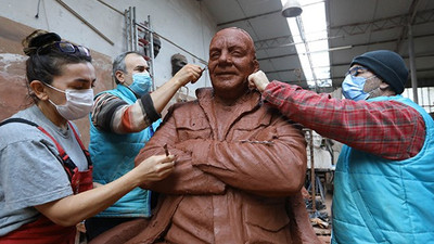 AKP'li Özalan'dan Bekir Coşkun heykeli üzerinden çirkin sözler