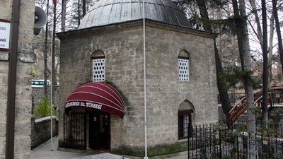 Akşemseddin Türbesi'ne Fransız tarzı tente takıldı