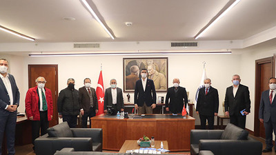 Başkan Gökhan Yüksel meslek odalarının başkanları ile bir araya geldi