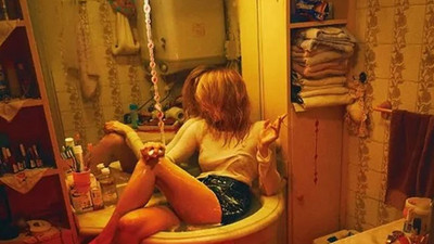 BluTV'den 'Çıplak' dizisi açıklaması