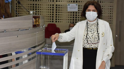 CHP’den Menemen itirazı: Cam fanusu AKP’liler getirmişti