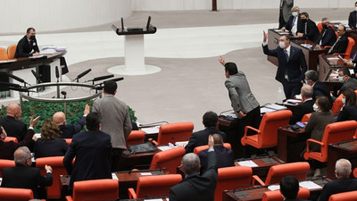 Derneklere kayyum atanmasının önünü açan teklif yasalaştı