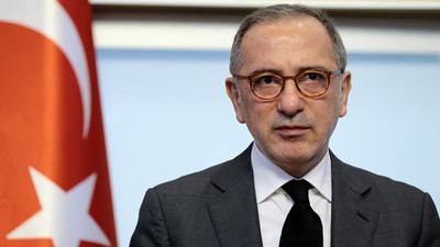 Fatih Altaylı: 'Din elden gidiyor' diye kıyamet koparılıyorsa elden giden mutlaka başka bir şeyler vardır