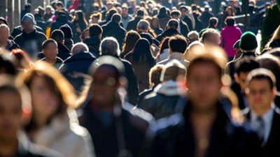 İşçilerden asgari ücret tepkisi: Duvarları mı kemirelim?