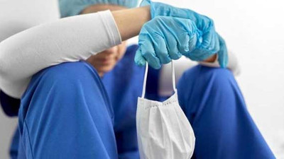 Sağlık emekçileri pozitif olsa bile çalışıyor: Eleman yetersiz