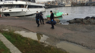 Unkapanı'nda denizde erkek cesedi bulundu
