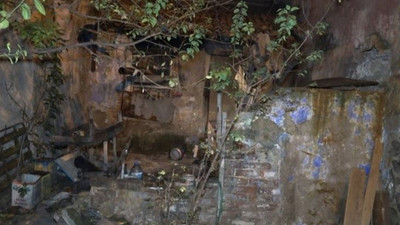 Yalnız yaşayan adam, evinde gözleri oyuk halde bulundu