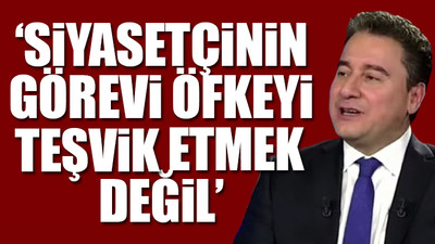 Babacan: Tehditlerinizle basını susturamazsınız