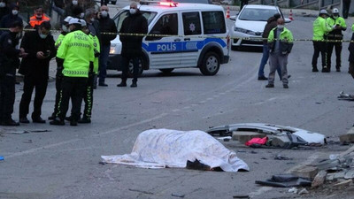 Belediye işçilerini taşıyan araç devrildi: 2 ölü, 20 yaralı