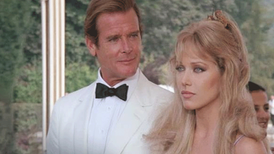 Bond kızı rolüyle ünlenen oyuncu Tanya Roberts hayata veda etti