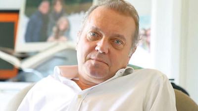 Cem Uzan'dan flaş Motorola hamlesi