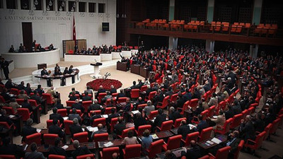 Kadın cinayetlerine ilişkin Meclis'te genel görüşme talebi AKP-MHP oylarıyla reddedildi