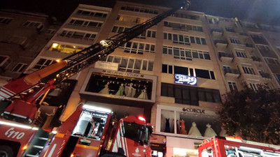 Şişli'de korkutan yangın: Bina sakinleri sokağa döküldü