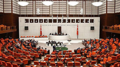 'Tek adam rejimi demokrasi değil diktatörlük getirdi'