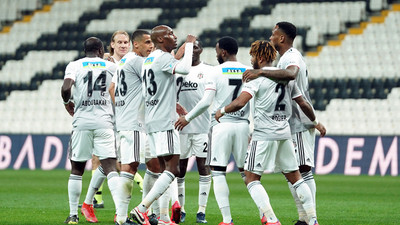 Beşiktaş ilk yarı işi bitirdi