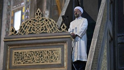 Boğaziçi eylemlerine 'hutbe'yle müdahale: "Sen 15 Temmuz'da vatanını hainlere teslim etmedin"