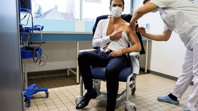 Fransız bakanın aşı fotoğrafı ülkeyi karıştırdı