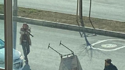 Kağıt toplayıcılarına pompalı tüfekle saldırdı