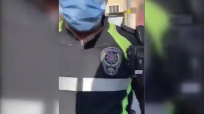 Polis, aracında yangın tüpü bulunmayan yurttaşı hakaretlerle gözaltına aldı