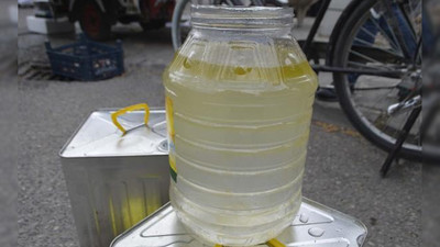 Zeytinyağı diye aldı, su çıktı