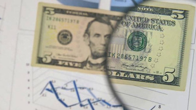 Gelişmekte olan ülkelere para akışı negatife döndü