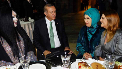 İsmail Saymaz: Bülent Ersoy, Erdoğan ve Soylu'nun sözlerine kıs kıs gülüyor olsa gerek