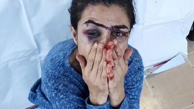 Melek İpek'ten kızlarına mektup