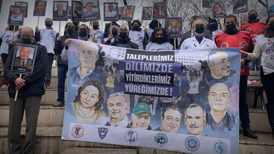 Sağlık emekçileri taleplerini dile getirdi