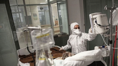 Yoğun bakımlarda doluluk artıyor: Her gün bir uçak kazası gibi...