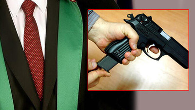 Avukat, silahla oynarken meslektaşını başından vurdu