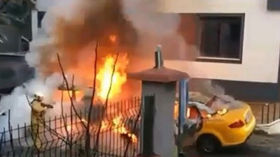 Çekmeköy'de korku dolu anlar: Araçlar alev aldı, evin camları patladı