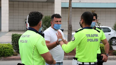 Denetime takıldı, ortalığı birbirine kattı