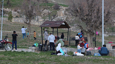En az vaka olan şehirde piknik alanları doldu