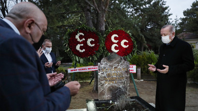 Erdoğan'dan Alparslan Türkeş'in kabrine ziyaret