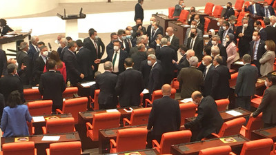 Erdoğan'ın eleştirilmesi TBMM'de tartışma çıkardı