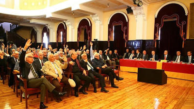 Galatasaray'da divan kurulu başkanlığı seçimi ertelendi