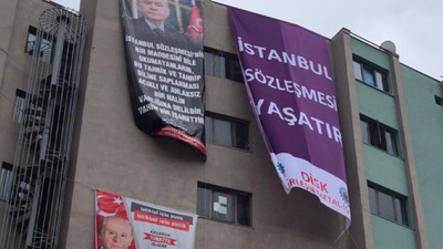 'İstanbul Sözleşmesi yaşatır' afişinin yanına 'Bahçeli' afişi asıldı