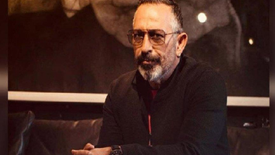 Koronavirüs yasakları Cem Yılmaz'ı da vurdu