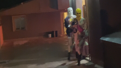 Maltepe'deki villada "kar maskeli" koronavirüs partisine polis baskını