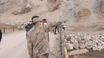 Nehre düşen 6 yaşındaki İpek'i arama çalışmaları sürüyor