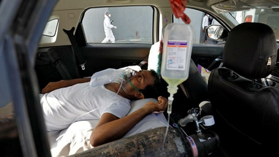 Otomobilin içinde oksijenle nefes alabiliyorlar